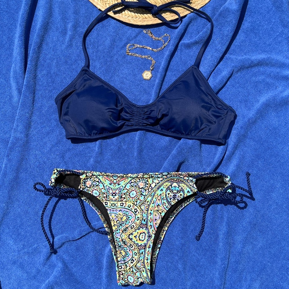Victoria’s Secret Navy Blue Bikini Set